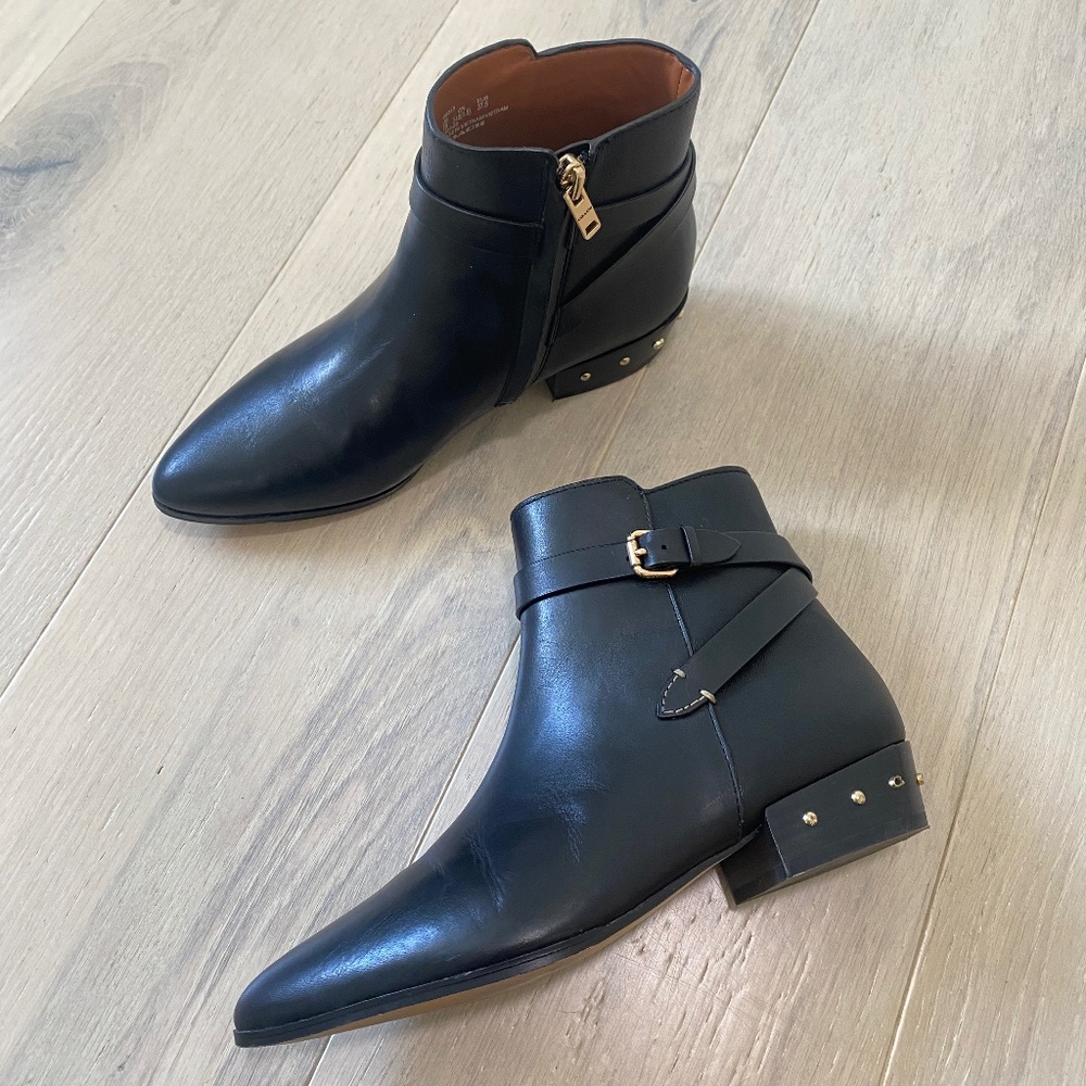 Coach Black Ankle Boots Gold Buckle Hardware 7 B